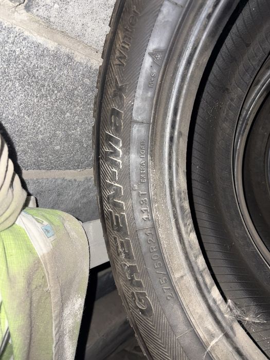 Зимние шины 275/50/21