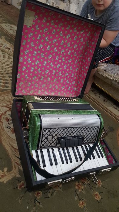 Продается Аккордеон