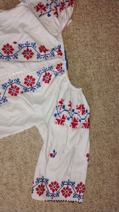 ie romaneasca traditionala veche