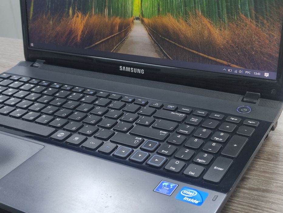 Ноутбук Samsung для работы
