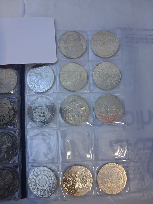 Продам коллекционные монеты 1шт-1500