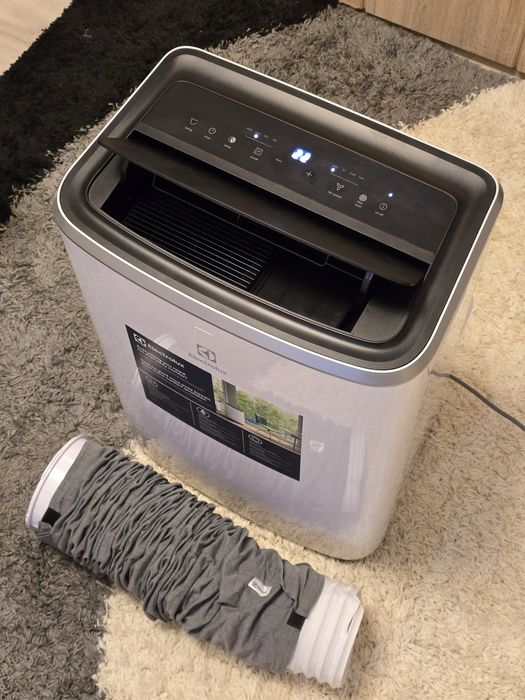 Aer condiționat mobil Electrolux ChillFlex Pro EXP34U338CW – ca nou!