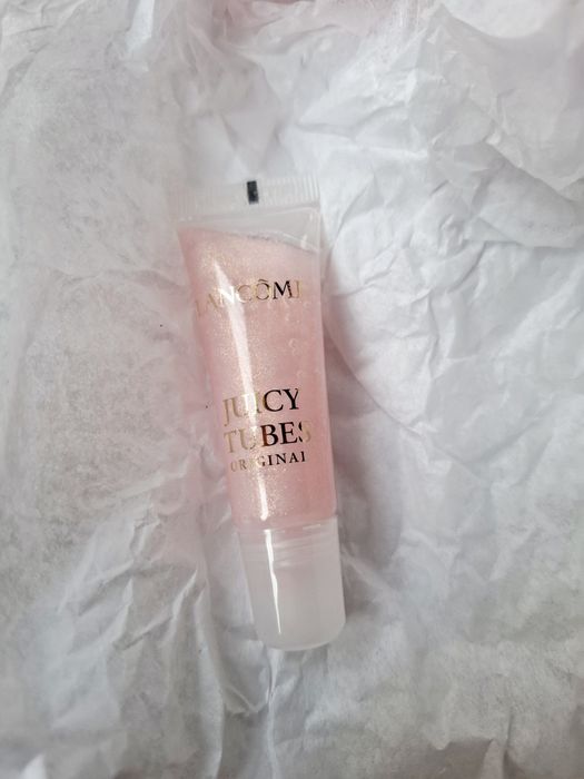 Продам блеск для губ Ланком новый