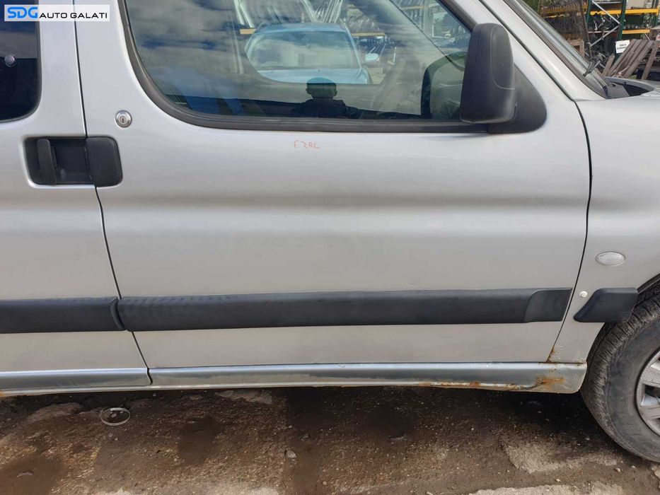 Usa Usi Portiera Portiere Dreapta Fata Dezechipata Peugeot Partner 2002 - 2008 Culoare EZRC