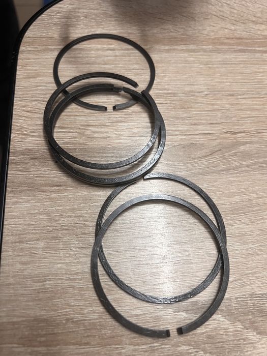 Segmenti IJ 350 cu 2 pistoane