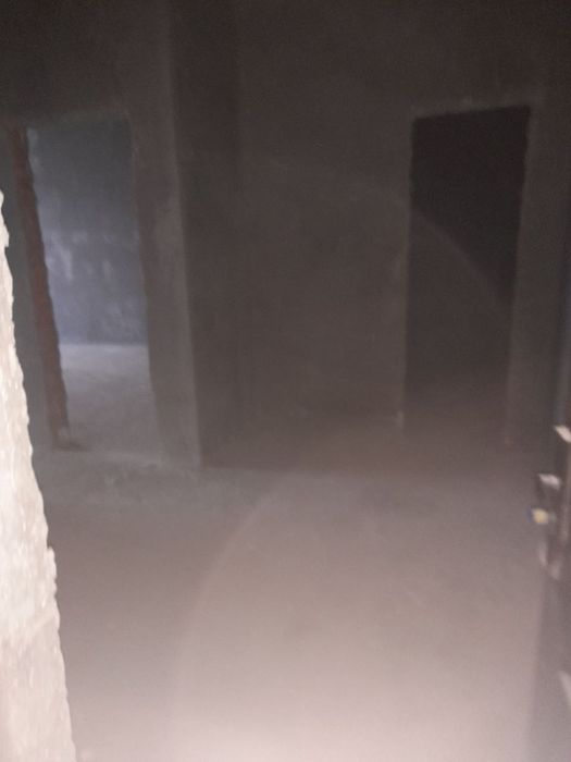 Samarqand aziz bozircha oldidan 1 xonlai uy sotiladi 47