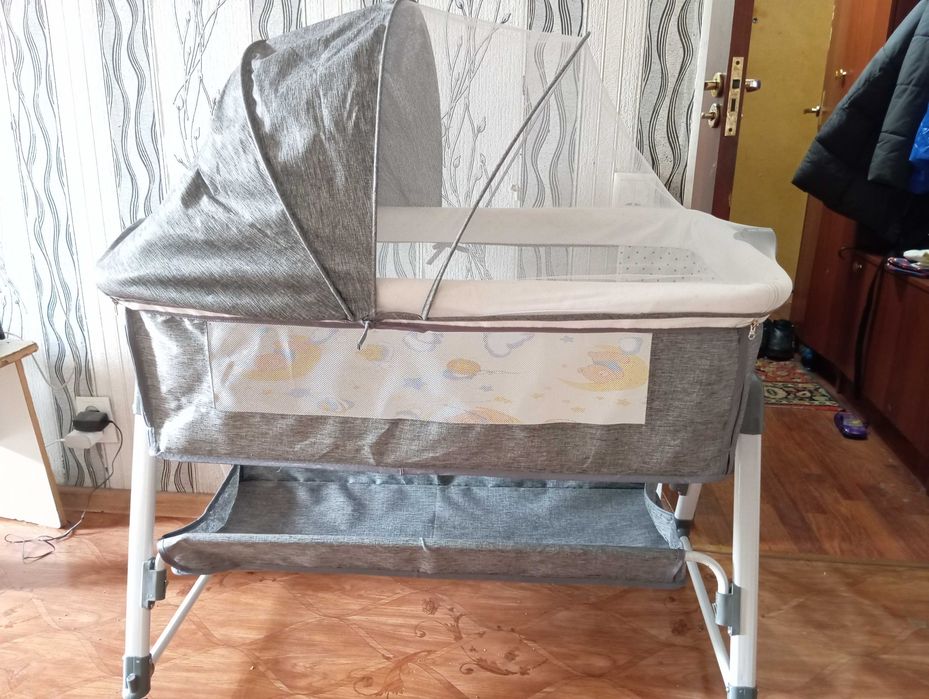 Детская кроватка - люлька