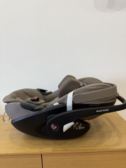 Автокресло Maxi-Cosi