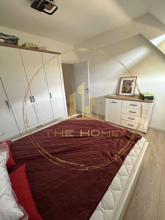 Дава се под наем Тристаен апартамент в Варна, Изгрев - 115 кв.м за 897.6 € - Снимка #3