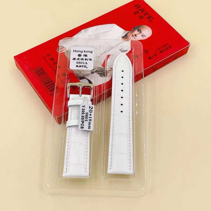 Ремешок от бренд RATE из натуральной кожи.