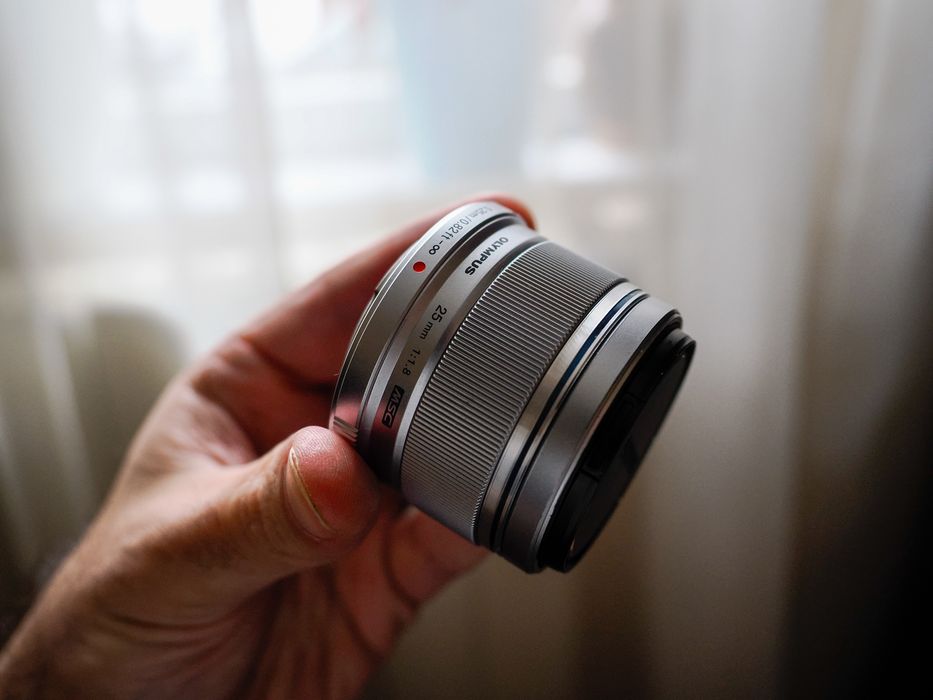 Olympus 25mm f/1.8 - Garanție 23.07.2027