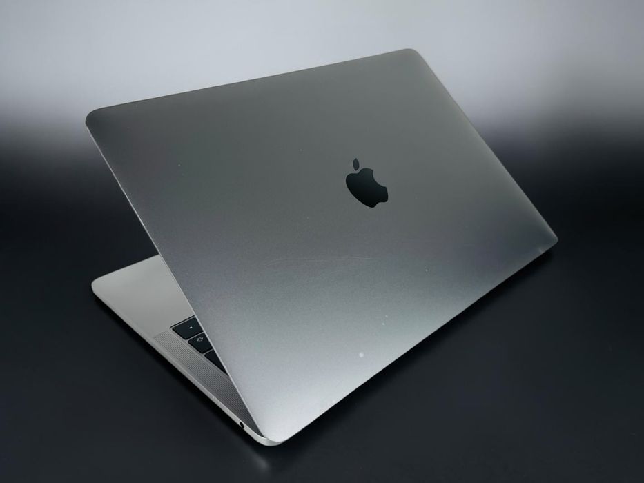 Лаптоп Аpple MacBook Pro 13 2017 i5 2,3Ghz 8RAM 256GB Гаранция!
