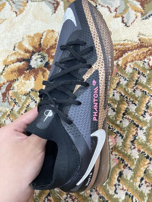 Бутсы Nike Phantom