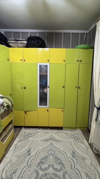 Детский уголок и шкаф/кровати