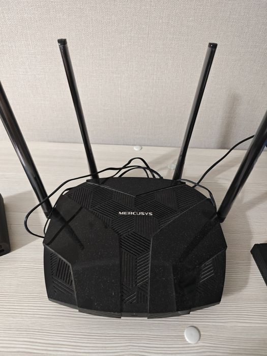 Роутер Mercusys MR80X