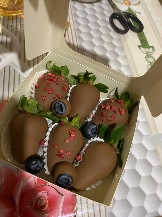 Клубника в шоколаде