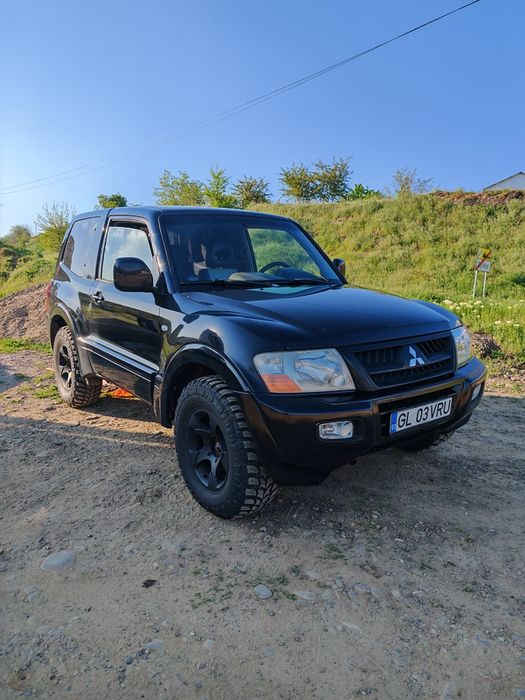 Vând Mitsubishi Pajero