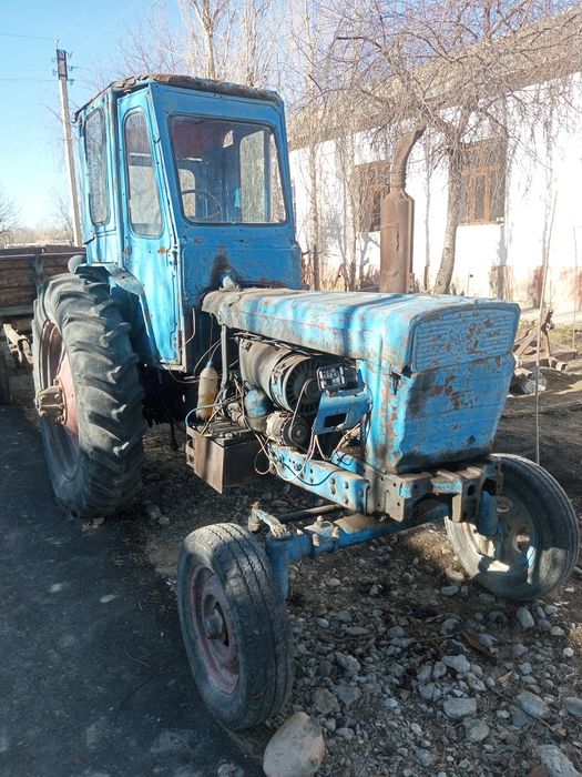 Traktr sotiladi ttz 28 holati yaxshi