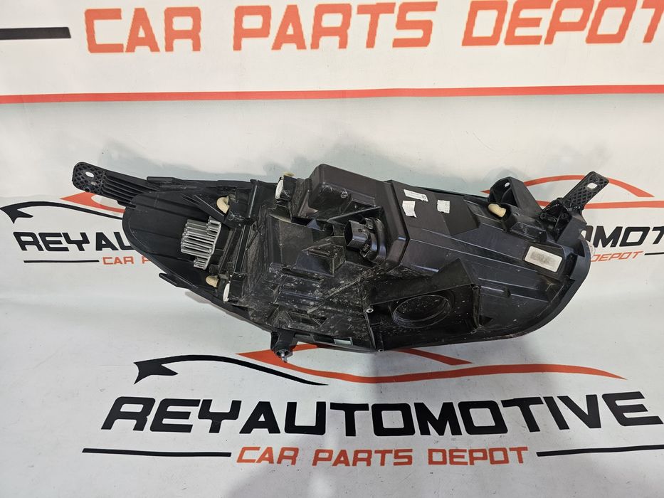 Far stanga led Ford Fiesta MK8 dupa 2021 cod N1BB-13E015-AE