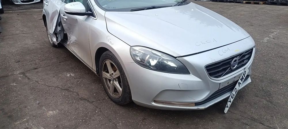 Dezmembrari / Dezmembrez Volvo V40 II [Fabr 2013-2019] 1.6 D4162T cutie viteze manuala cod culoare 42600
