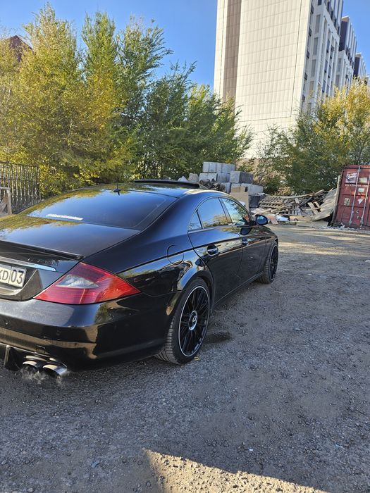Mercedes Benz cls 500 amg