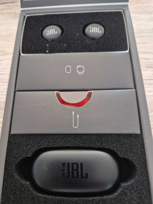 Слушалки JBL Live Free NC+ TWS ANC