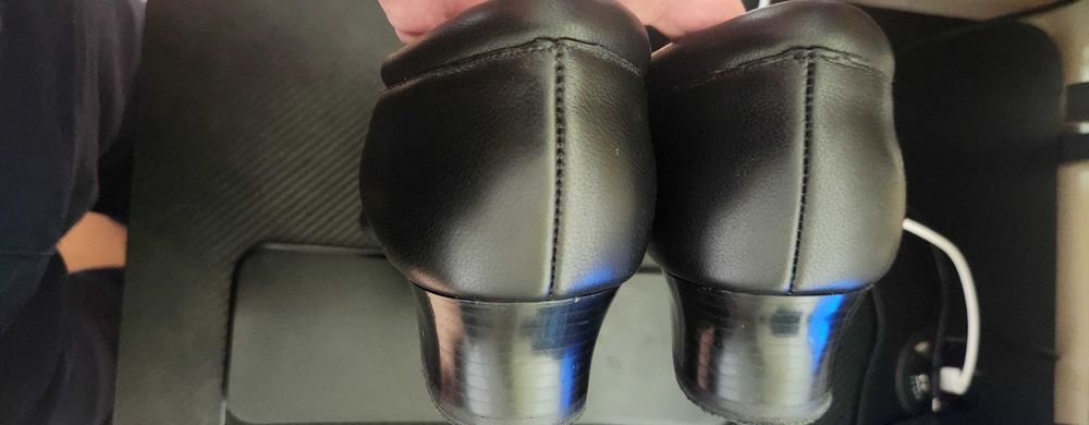 Обувки за латино танци