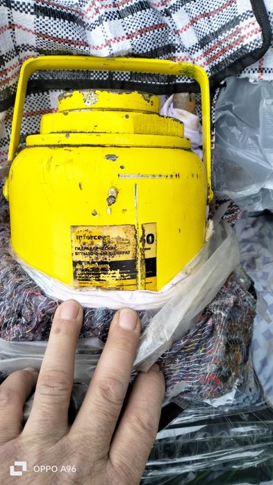 Домкрат 50 тонн продам новый