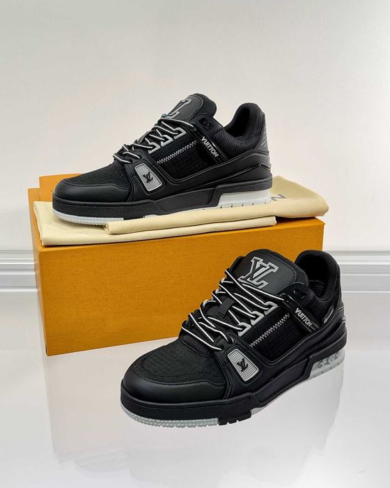 Adidasi Louis Vuitton Trainer Premium