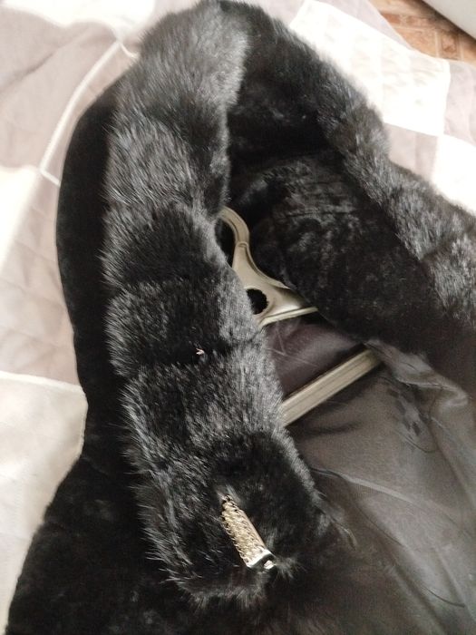 продам мутоновую шубу