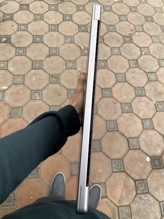 Macbook pro m1 pro 120 fps 16inch 48 yaderlik 16/512 full kompket