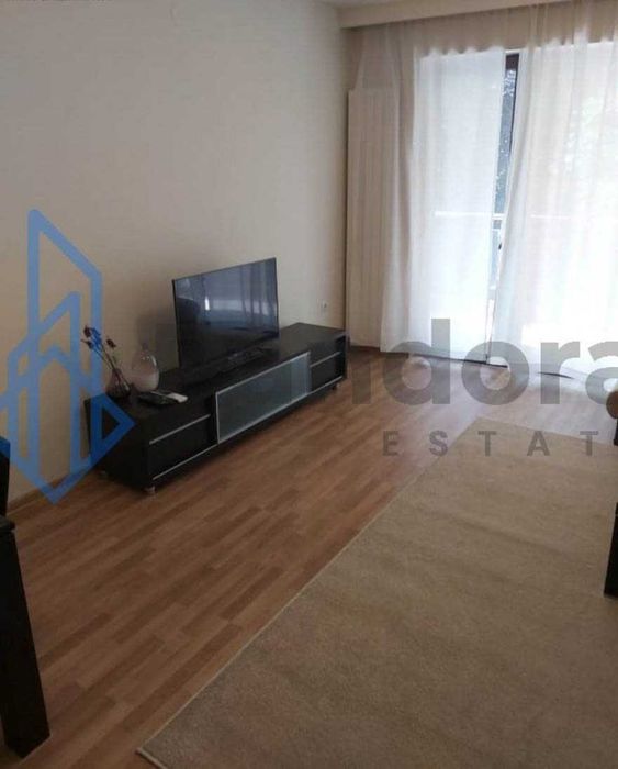 Тристаен апартамент под наем в кв. Витоша