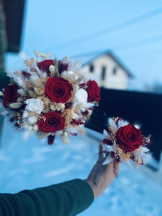 Am inceput sa creez cu drag aranjamente pentru nunti si botezuri!