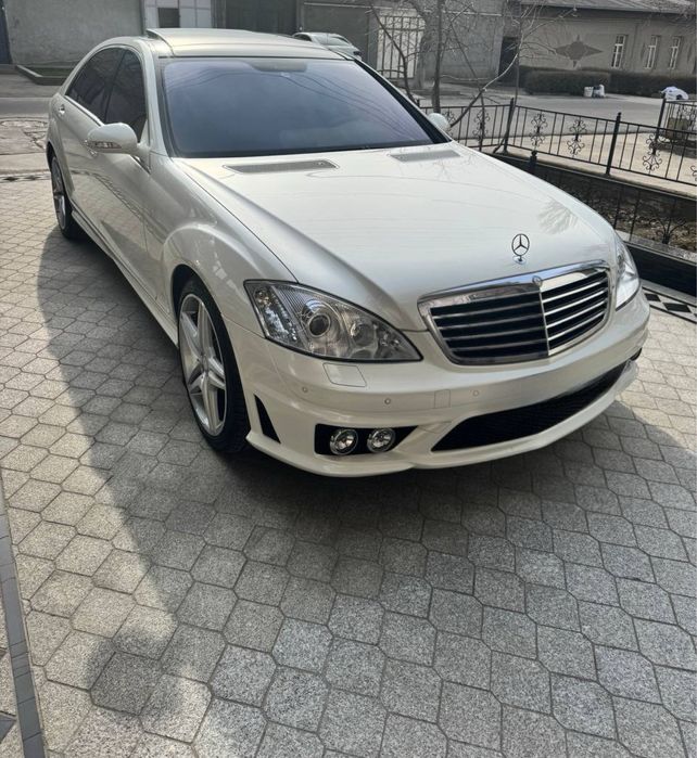 Mercedes-Benz 2008 год