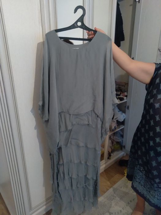 Продам платья состояние новое