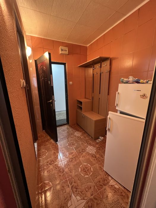 Garsoniera de inchiriat