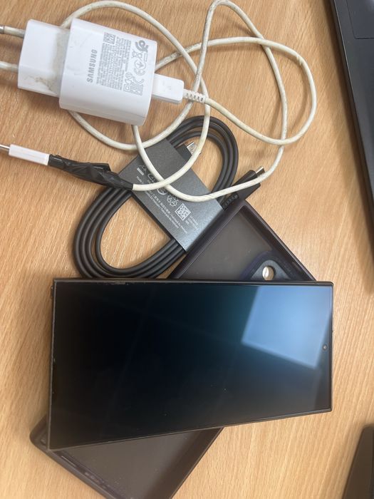Samsung Galaxy 24 ULTRA 256gb