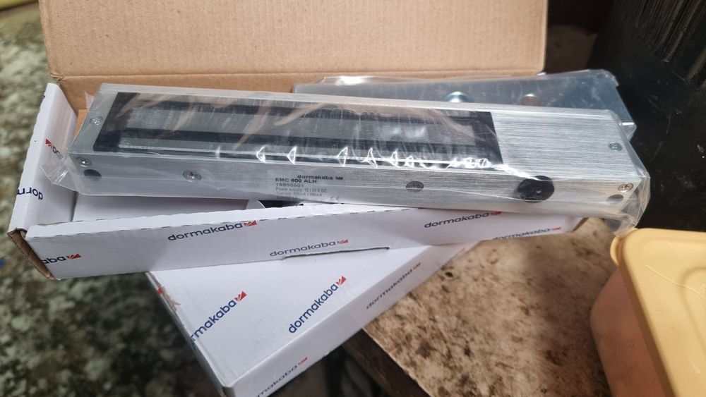 Электро Могнитный Даводчик