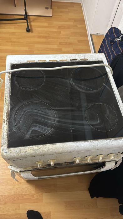 Электроплита BEKO продается