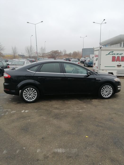 Vând ford mondeo 2013