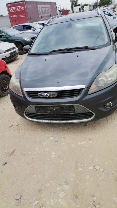 Capota bara aripa trager far usa Ford Focus