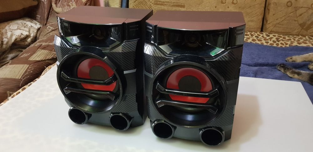 Колонки и Муз. Центр Lg