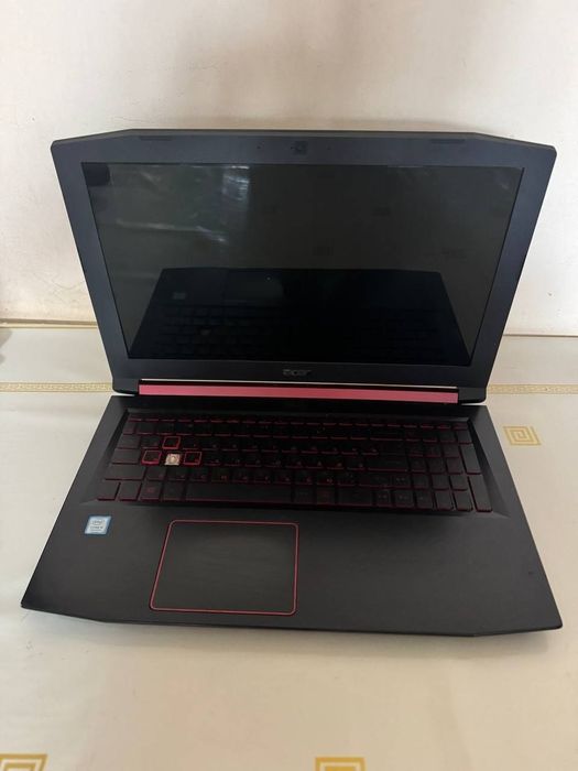 i5 8300H/HTC 1050ti 4gb /ozu 8gb 
GTX 1050Ti 4Gb 
DDR4 8Gb
Nvme 12