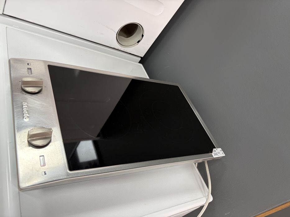 Miele CS 1112 E стъклокерамичен плот ДВОЙКА за вграждане/24 мес гаранция