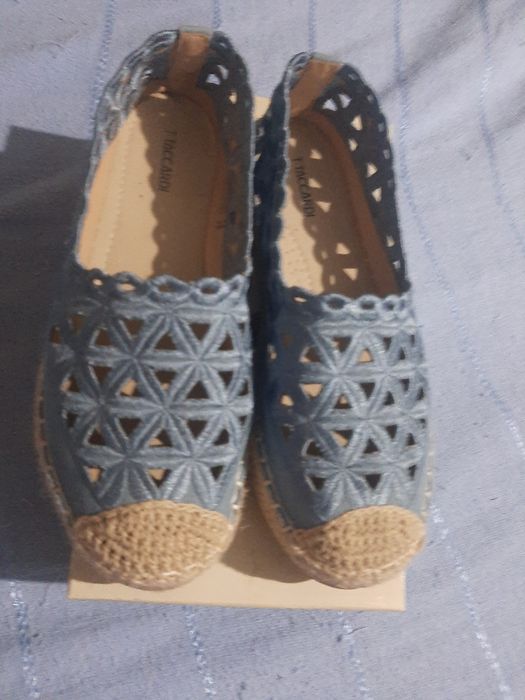 Продам эспадрильи женские