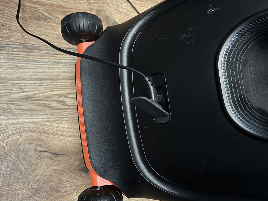 Boxa JBL 710 impecabila in garantie