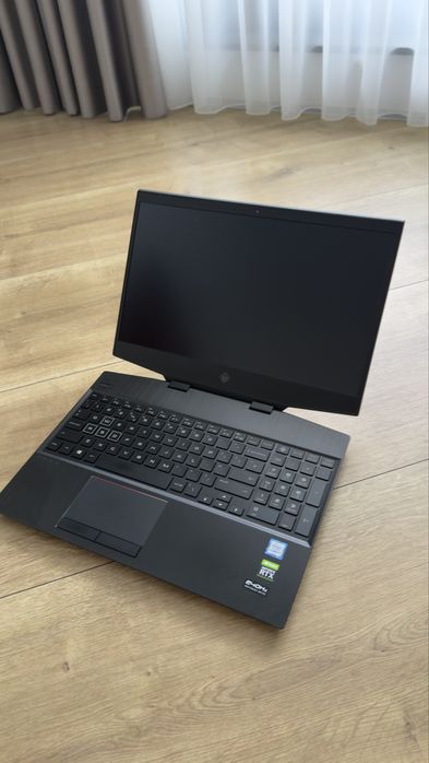 Laptop Gaming HP OMEN 15-dh0007na | i7-9750H | RTX 2070 8GB | 64GB RAM | SSD 1TB | 240Hz