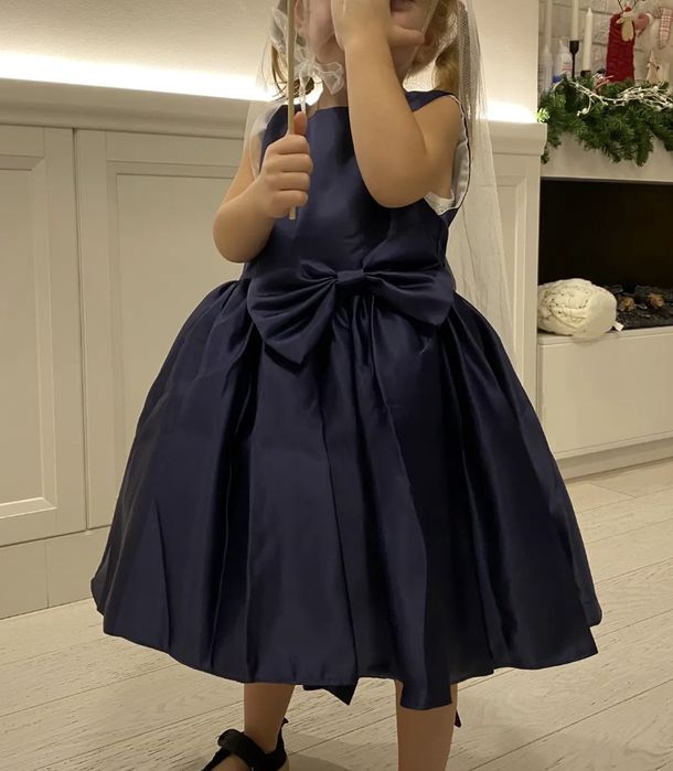 Новое Платье на девочку синее