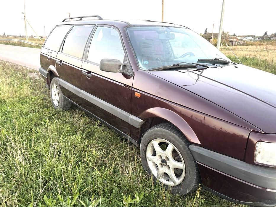 Продам VW PASSAT B3 универсал 1,8 моно