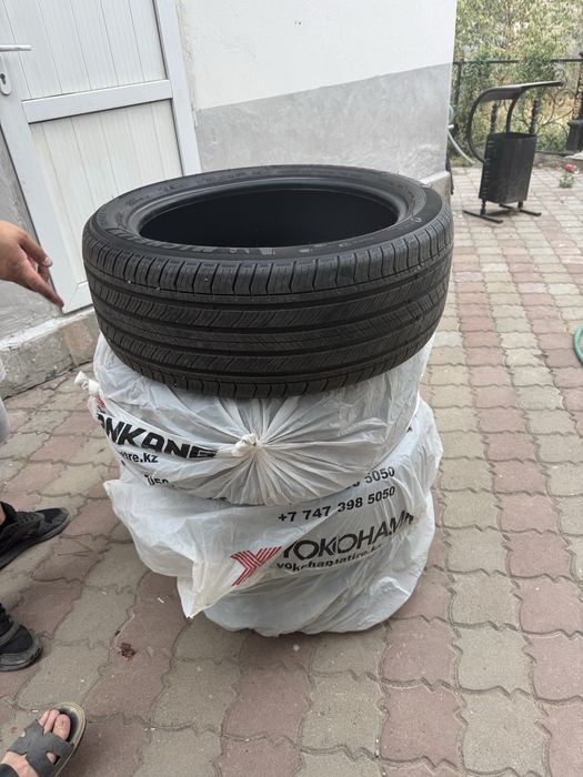 Продам комплект резины michelin